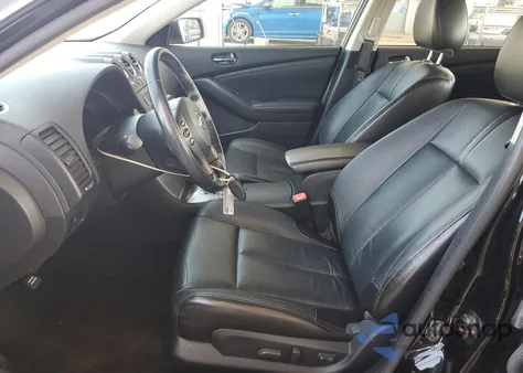 2010 Nissan Altima Base z USA, uszkodzony, nr VIN 1N4AL2AP6AC152986